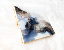 Load image into Gallery viewer, Uncaged