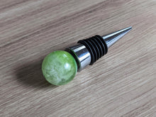Load image into Gallery viewer, Green and white resin wine stopper