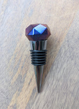 Load image into Gallery viewer, Purple colorshift gem resin wine stopper