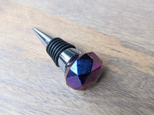 Load image into Gallery viewer, Purple colorshift gem resin wine stopper