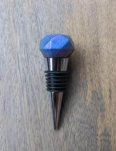 Load image into Gallery viewer, Periwinkle gem resin wine stopper
