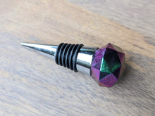 Load image into Gallery viewer, Purple colorshift gem resin wine stopper