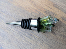 Load image into Gallery viewer, Lime glitter crystal resin wine stopper