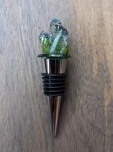 Load image into Gallery viewer, Lime glitter crystal resin wine stopper