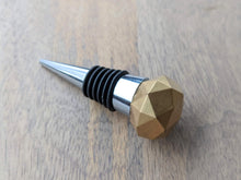 Load image into Gallery viewer, Gold gem resin wine stopper