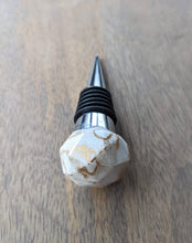 Load image into Gallery viewer, Gold and white gem wine stopper