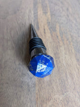 Load image into Gallery viewer, Blue and siver gem resin wine stopper