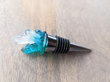Load image into Gallery viewer, Blue and teal crystal resin wine stopper