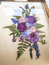 Load image into Gallery viewer, Purple flower cast gold serving tray
