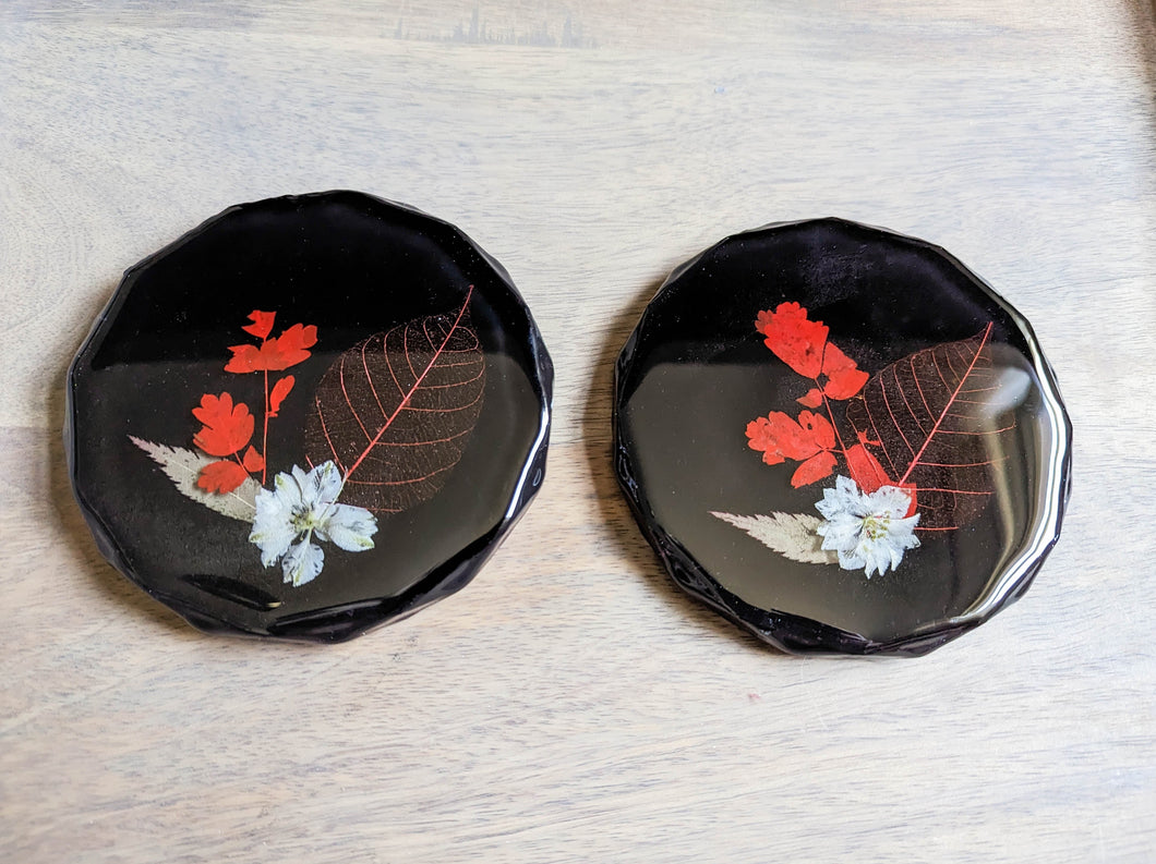 Black, red, and white flower geometric modern resin coasters (Set of 2)