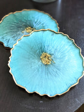 Load image into Gallery viewer, Blue and gold resin flower coasters
