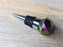 Load image into Gallery viewer, Lime colorshift gem resin wine stopper

