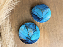 Load image into Gallery viewer, Shades of blue alcohol ink coasters
