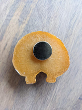 Load image into Gallery viewer, Tan corgi magnet
